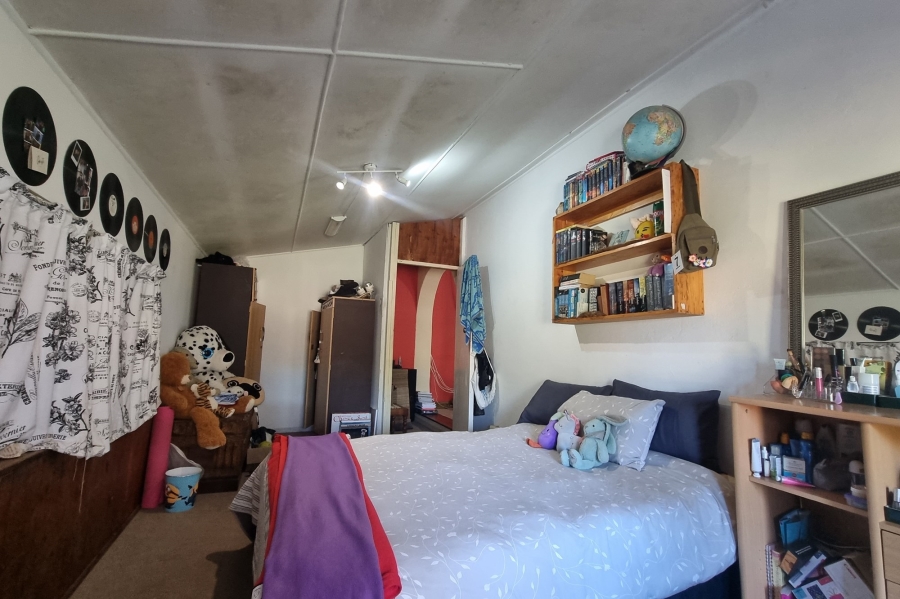 5 Bedroom Property for Sale in Humansdorp Eastern Cape